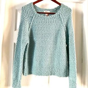 NEW COZY MINT GREEN PULLOVER